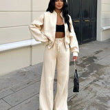 NOLA™ – BLØDT TO-DELT SÆT MED LYN­LÅS