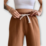 FREJA™ – SÆT MED KNAPPER OG ELEGANT SNIT