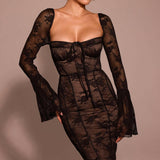 ALLEGRA™ – LANG BLONDEKJOLE MED ROMANTISK ELEGANCE