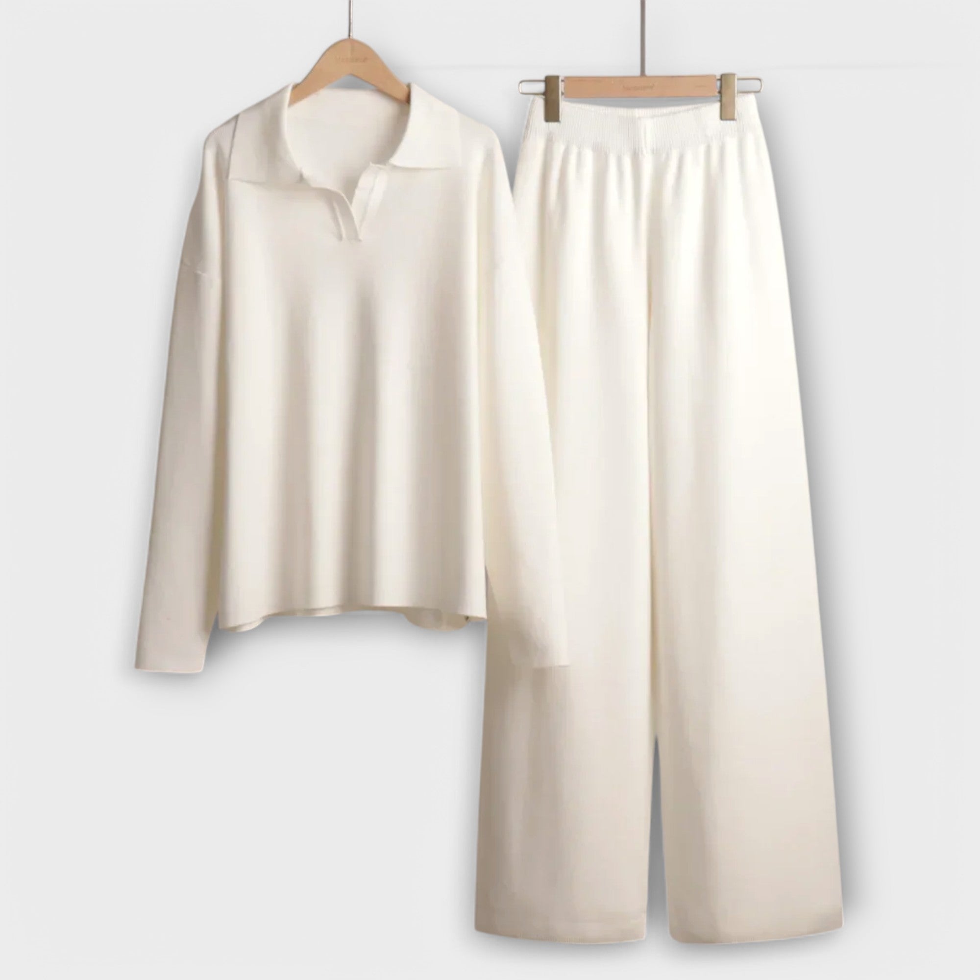 ANA™ – ELEGANT STRIKSÆT