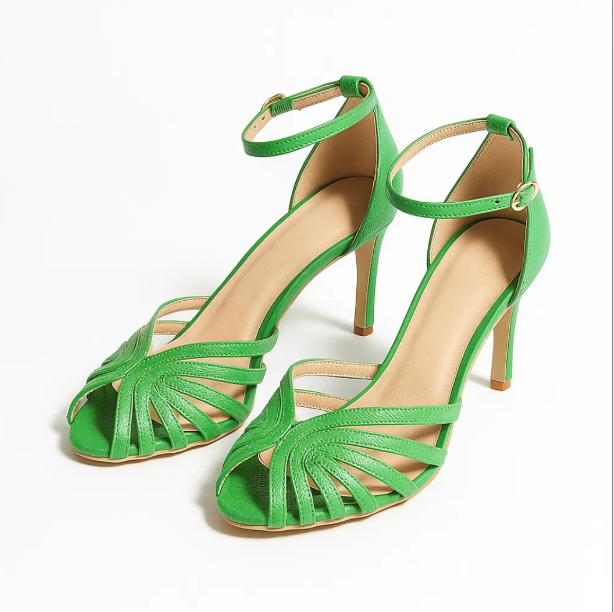 VERA NOIR™ – ELEGANTE HÆLE MED KRYDSDETALJE