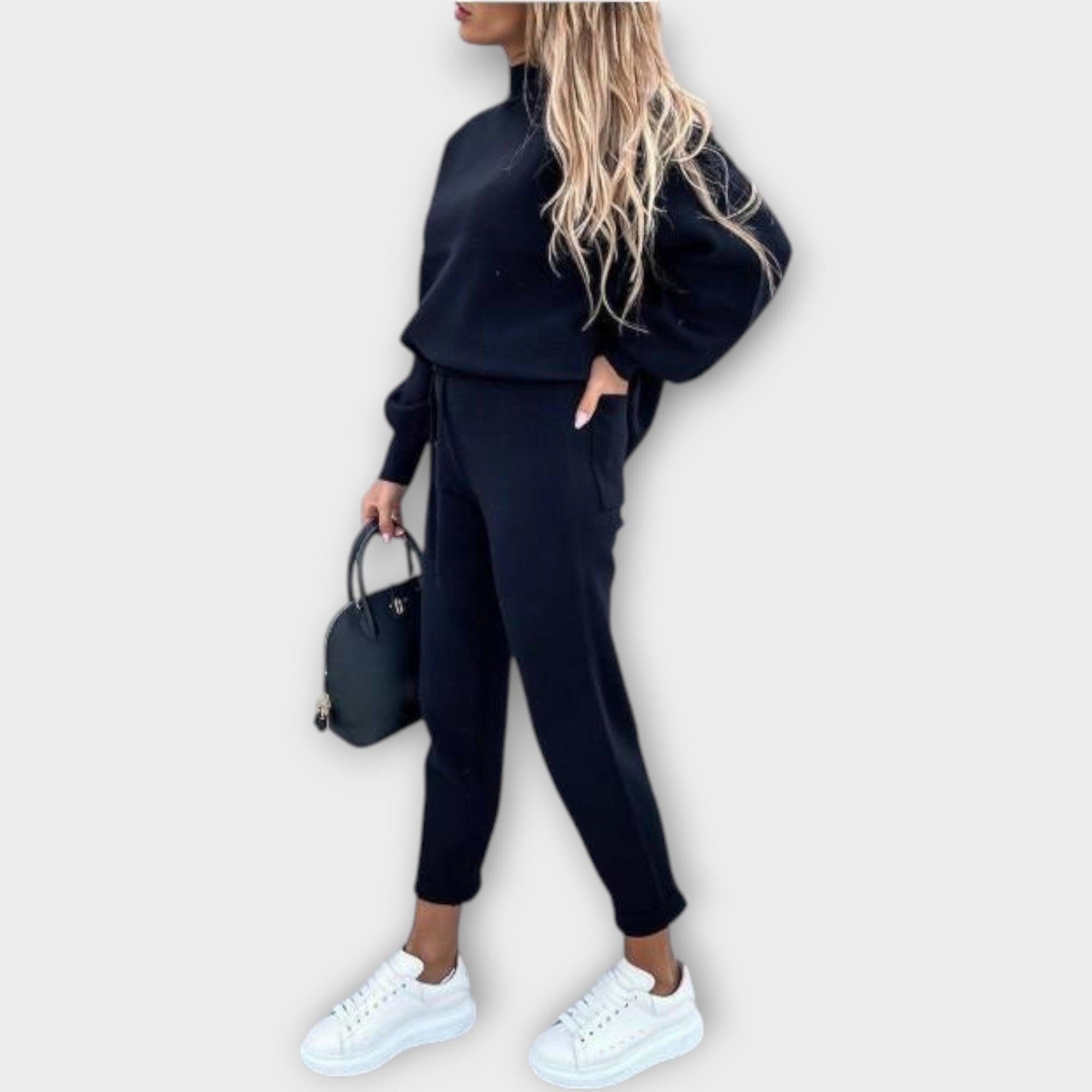 SIGRID™ – SÆT MED BEHAGELIG PASFORM OG TIDLØS ELEGANCE