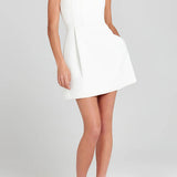 CINDY™ – FEMININ MINIKJOLE MED BLOMSTERAPPLIKATIONER