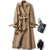 XANTHIPPE™ – ELEGANT TRENCHCOAT MED TIDLØST DESIGN