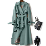 XANTHIPPE™ – ELEGANT TRENCHCOAT MED TIDLØST DESIGN